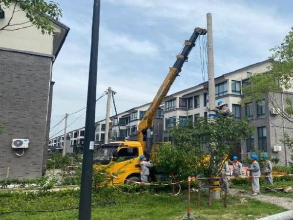 高密市吊车公司_吊车出租设备吊装如何避免侧拉事故？